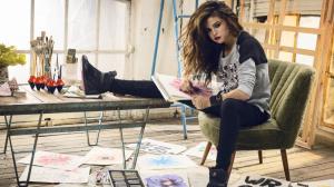 Selena Gomez actress girl wallpaper thumb