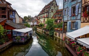 France, Colmar, town, cafe, river, houses wallpaper thumb
