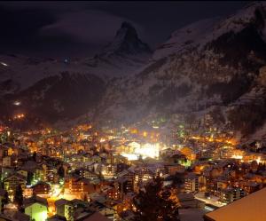 city, village, lights, buildings, winter, mountain, nightlife, homes, wallpaper thumb