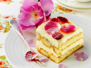Dessert, sweet cake, roses, petals wallpaper thumb