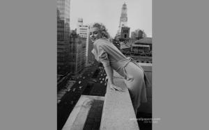 Marilyn Monroe Poster Picture wallpaper thumb