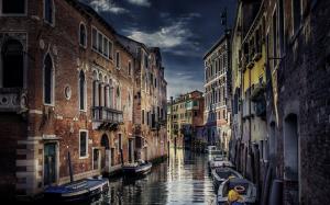 Venice wallpaper thumb