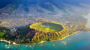 Diamond Head, Oahu, Hawaii, USA, top view wallpaper thumb