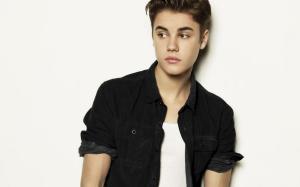 Justin Bieber Desktop wallpaper thumb