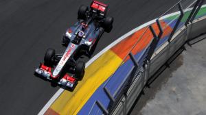 Formula One F1 Race Car HD wallpaper thumb
