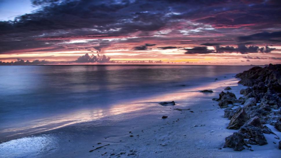 Gorgeous Sundown Seascape wallpaper,beach HD wallpaper,sunset HD wallpaper,clouds HD wallpaper,nature & landscapes HD wallpaper,1920x1080 wallpaper