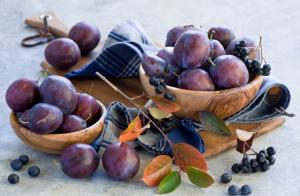 Fruit, Food, Plum, Blue Berries wallpaper thumb