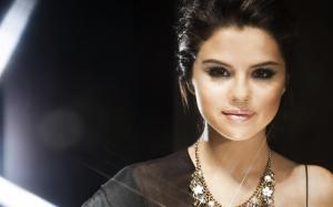 Selena Gomez 105 wallpaper thumb