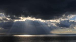 Sunlight Clouds Ocean HD wallpaper thumb
