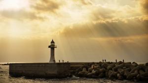 Lighthouse Ocean Sunlight HD wallpaper thumb