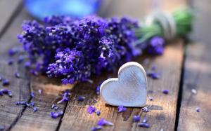 Wood heart on lavender wallpaper thumb