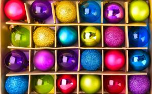 Colorful festive balls, New Year Christmas wallpaper thumb