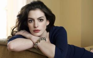 Anne Hathaway Actress wallpaper thumb