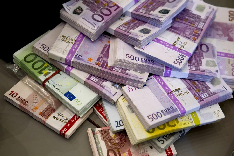 Euros, Money, Paper Currency wallpaper,euros HD wallpaper,money HD wallpaper,paper currency HD wallpaper,3500x2333 wallpaper
