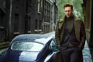 tom hiddleston, jaguar, car, man, style wallpaper thumb