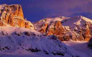 Italy's red rocks snow-capped mountains scenery close-up wallpaper thumb