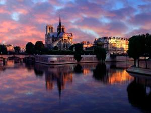 Notre Dame at Sunrise Paris France wallpaper thumb