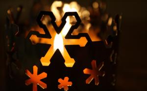 Snowflake candle holder wallpaper thumb