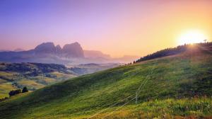 Beautiful landscape, sunlight, mountains, grass wallpaper thumb