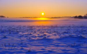 Winter snow, fog, horizon, sky, dawn, sunrise wallpaper thumb