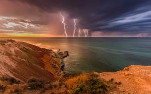 Pentax, lightning Australia wallpaper thumb