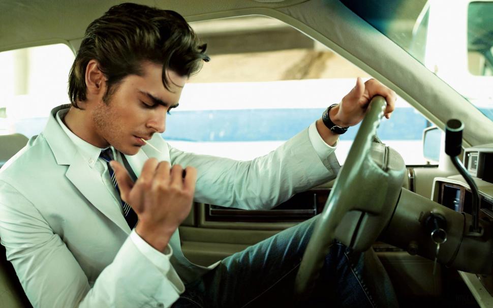 Zac Efron Rock and Roll Style wallpaper,2560x1600 wallpaper