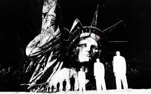 BW Statue of Liberty HD wallpaper thumb