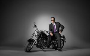 Harley Davidson Arnold with Motor wallpaper thumb