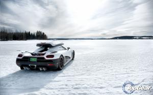 Cars, Koenigsegg, Winter, Snow wallpaper thumb