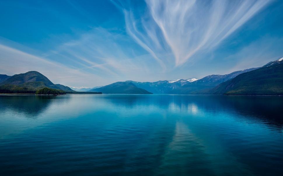 Calm Mountain Lake wallpaper,Scenery HD wallpaper,2560x1600 wallpaper