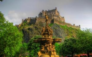 Edinburgh Castle Scotland wallpaper thumb