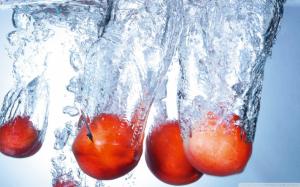 Water Splash By Red Apples wallpaper thumb