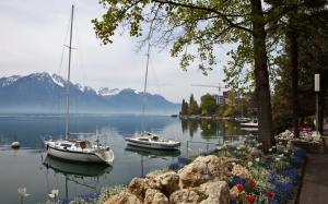 Switzerland, Montreux, sailing, boats, coast, mountains, houses wallpaper thumb