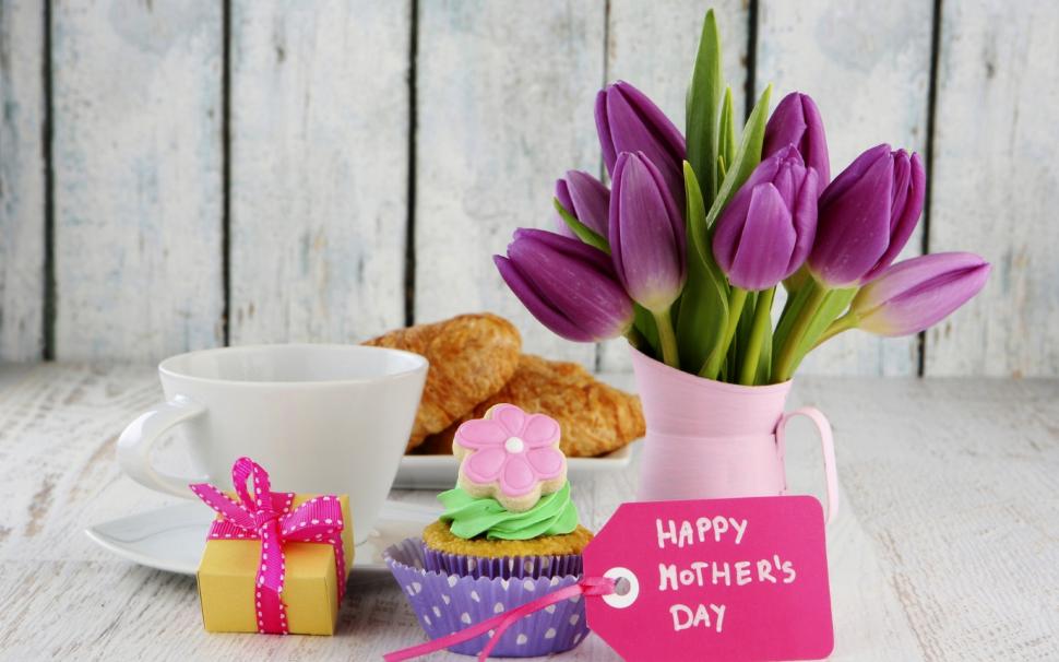 Mothers Day Gifts wallpaper,gifts HD wallpaper,tulips HD wallpaper,2880x1800 wallpaper