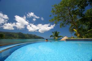 Paradise Swimming Pool Polynesia wallpaper thumb