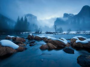 Winter snow, lake, rocks, trees, mountains, blue, fog wallpaper thumb