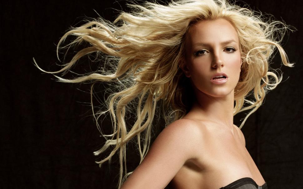 Britney Spears Face wallpaper,celebrity HD wallpaper,girl HD wallpaper,music HD wallpaper,singer HD wallpaper,pop HD wallpaper,star HD wallpaper,2560x1600 wallpaper