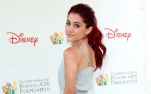 Ariana Grande redhead wallpaper thumb