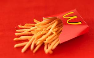 Ymmy Fries wallpaper thumb