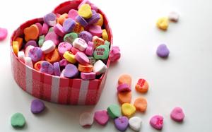 Heart shaped candy wallpaper thumb
