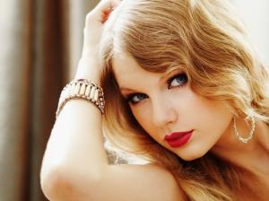 Taylor Swift, Celebrities, Star, Girl, Face, Blue Eyes, Bracelet, Red Lip, Blonde, Beauty wallpaper thumb
