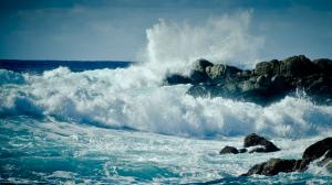 Ocean Wave Rocks Blue HD wallpaper thumb