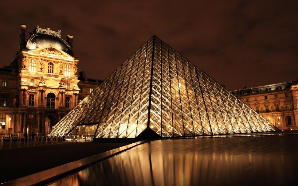 Louvre Pyramid wallpaper,glass HD wallpaper,metal HD wallpaper,museum HD wallpaper,paris HD wallpaper,1920x1200 wallpaper