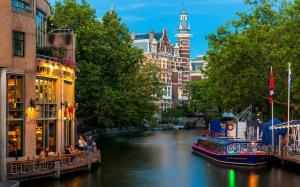 Amsterdam city, Nederland, river, buildings wallpaper thumb