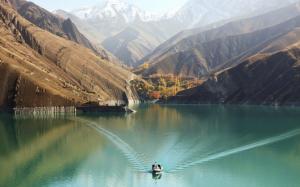 Amir Kabir Dam In Iran wallpaper thumb