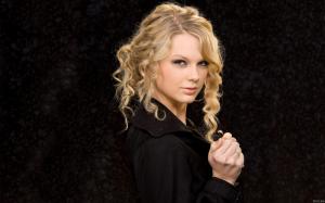 50 Gorgeous Taylor Swift Photo 41 wallpaper thumb