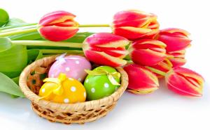 Red tulips flower with Easter eggs wallpaper thumb