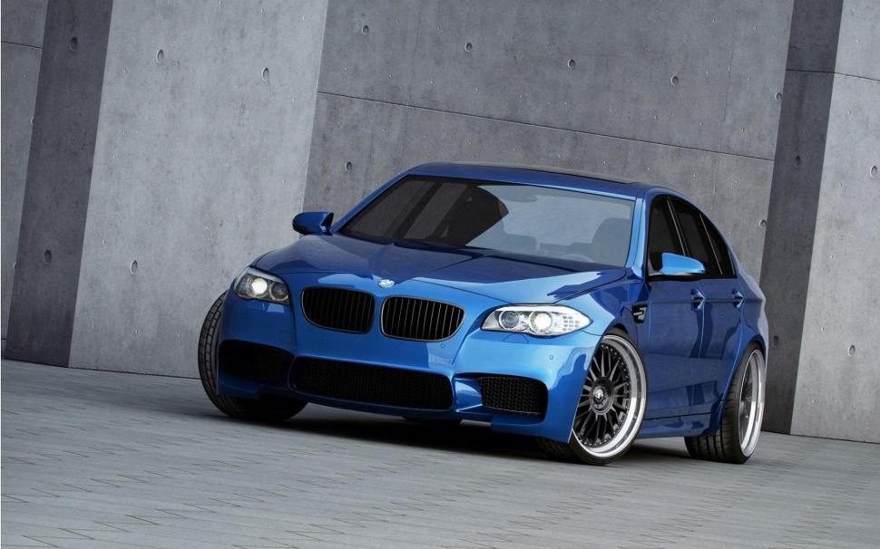BMW M5 F10 Blue Car Parking wallpaper,blue HD wallpaper,parking HD wallpaper,1920x1200 wallpaper