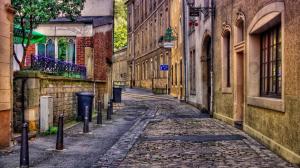 Clean City Alley Hdr wallpaper thumb
