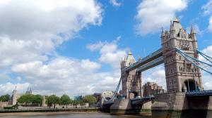 Tower Bridge London HD HD wallpaper thumb